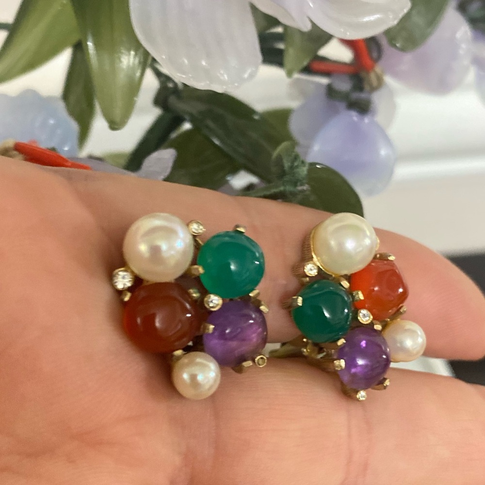 Gorgeous Vintage gemstone Clips Earrings